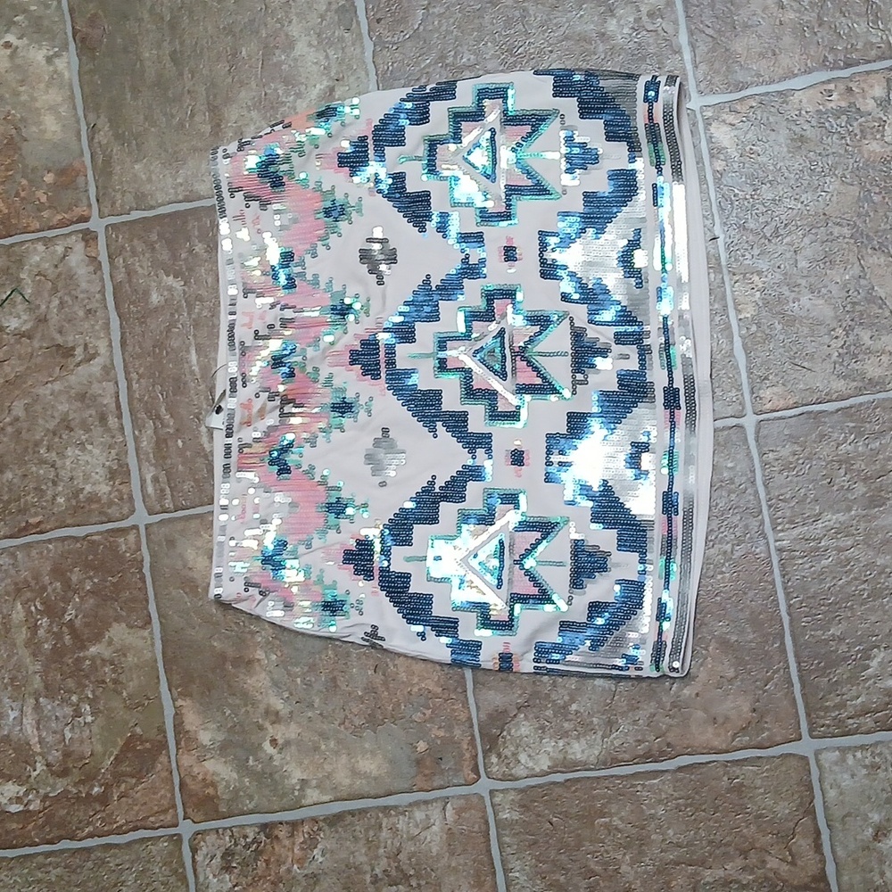 Guc Express Aztec Cream Green black gold Sequin Mini Skirt Cocktail size XS